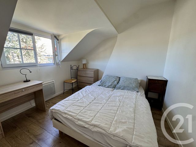 Appartement F3 à vendre - 3 pièces - 33.58 m2 - FONTAINEBLEAU - 77 - ILE-DE-FRANCE - Century 21 Agence Babut