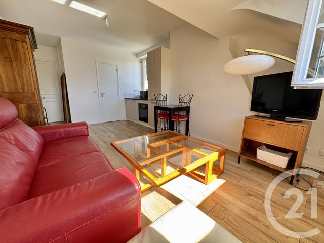 Appartement F3 à vendre - 3 pièces - 33.58 m2 - FONTAINEBLEAU - 77 - ILE-DE-FRANCE - Century 21 Agence Babut