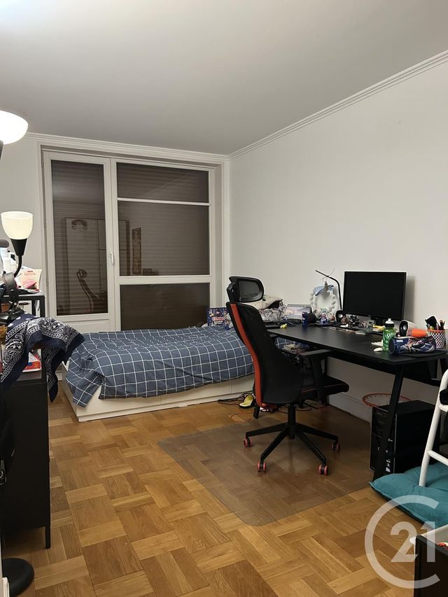 Appartement à louer - 5 pièces - 91.92 m2 - FONTAINEBLEAU - 77 - ILE-DE-FRANCE - Century 21 Agence Babut