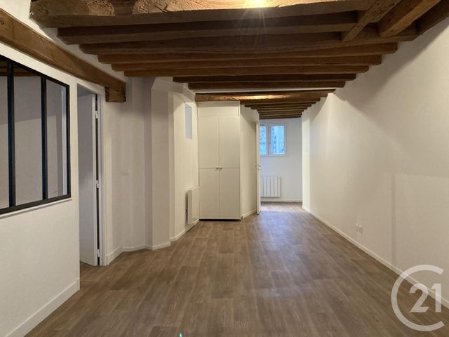 Appartement Studio à louer - 2 pièces - 52.01 m2 - FONTAINEBLEAU - 77 - ILE-DE-FRANCE - Century 21 Agence Babut