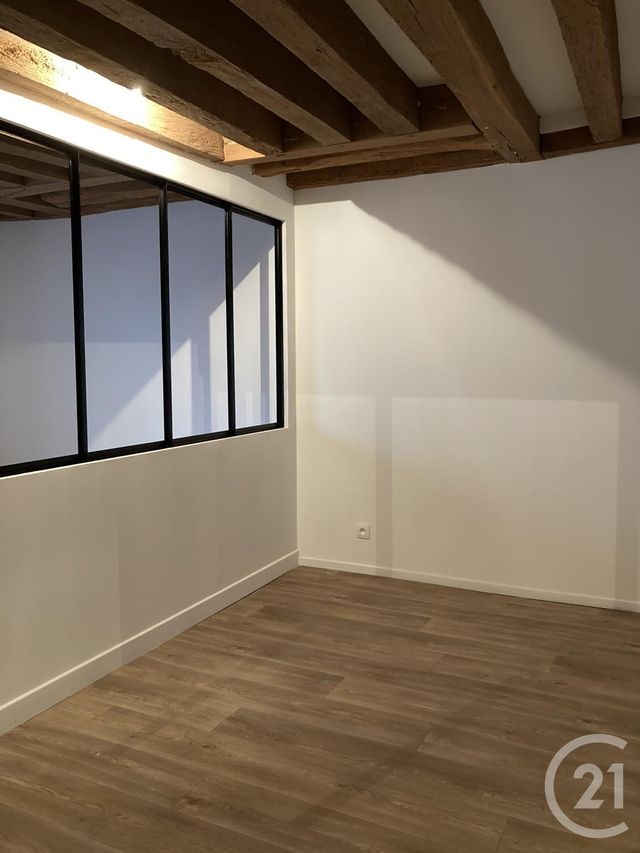 Appartement Studio à louer - 2 pièces - 52.01 m2 - FONTAINEBLEAU - 77 - ILE-DE-FRANCE - Century 21 Agence Babut