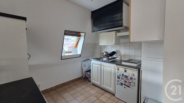 Appartement à louer - 2 pièces - 36.76 m2 - FONTAINEBLEAU - 77 - ILE-DE-FRANCE - Century 21 Agence Babut