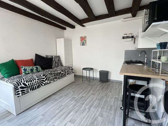 Appartement Studio à louer - 1 pièce - 17.0 m2 - FONTAINEBLEAU - 77 - ILE-DE-FRANCE - Century 21 Agence Babut