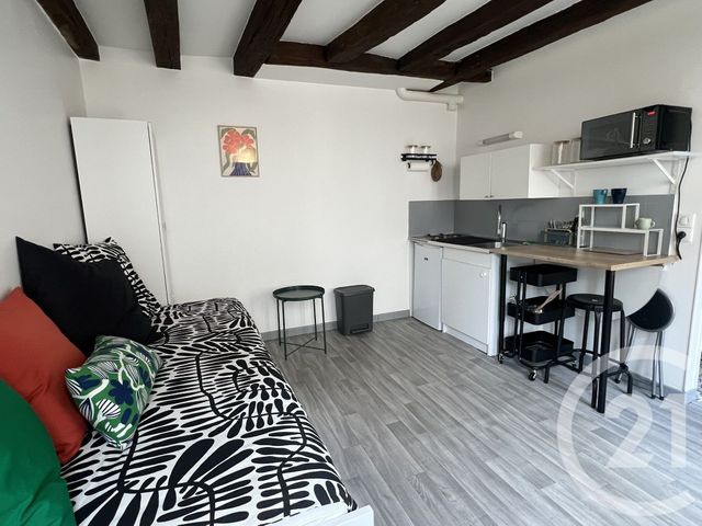 Appartement Studio à louer - 1 pièce - 17.0 m2 - FONTAINEBLEAU - 77 - ILE-DE-FRANCE - Century 21 Agence Babut