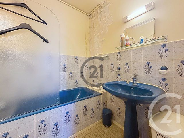 Appartement à vendre - 4 pièces - 82.12 m2 - AVON - 77 - ILE-DE-FRANCE - Century 21 Agence Babut