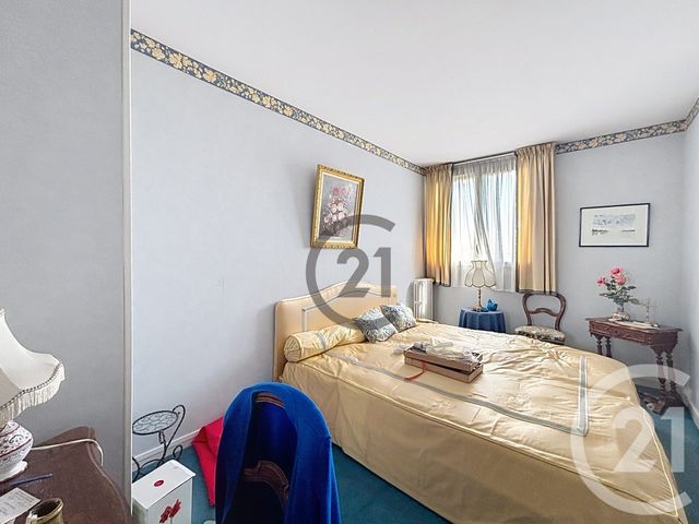 Appartement à vendre - 4 pièces - 82.12 m2 - AVON - 77 - ILE-DE-FRANCE - Century 21 Agence Babut