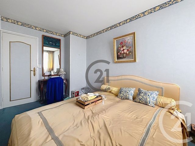 Appartement à vendre - 4 pièces - 82.12 m2 - AVON - 77 - ILE-DE-FRANCE - Century 21 Agence Babut