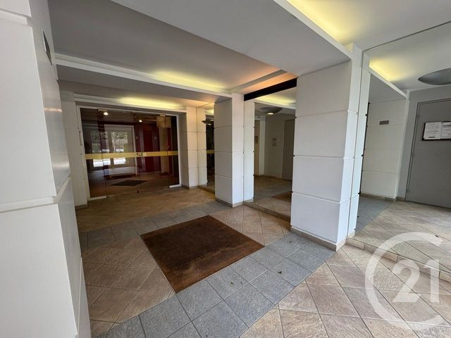 Appartement à vendre - 2 pièces - 46.29 m2 - AVON - 77 - ILE-DE-FRANCE - Century 21 Agence Babut