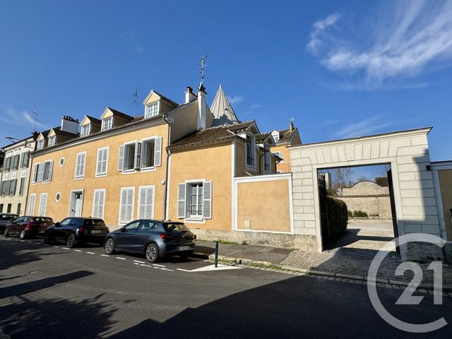 Appartement à vendre - 3 pièces - 66.0 m2 - FONTAINEBLEAU - 77 - ILE-DE-FRANCE - Century 21 Agence Babut
