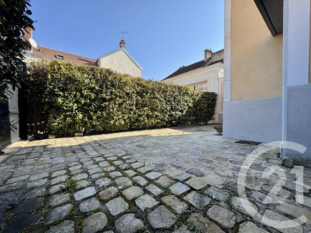 Appartement à vendre - 3 pièces - 66.0 m2 - FONTAINEBLEAU - 77 - ILE-DE-FRANCE - Century 21 Agence Babut