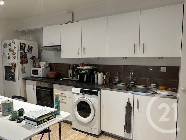 Appartement à louer - 2 pièces - 45.75 m2 - NEMOURS - 77 - ILE-DE-FRANCE - Century 21 Agence Babut