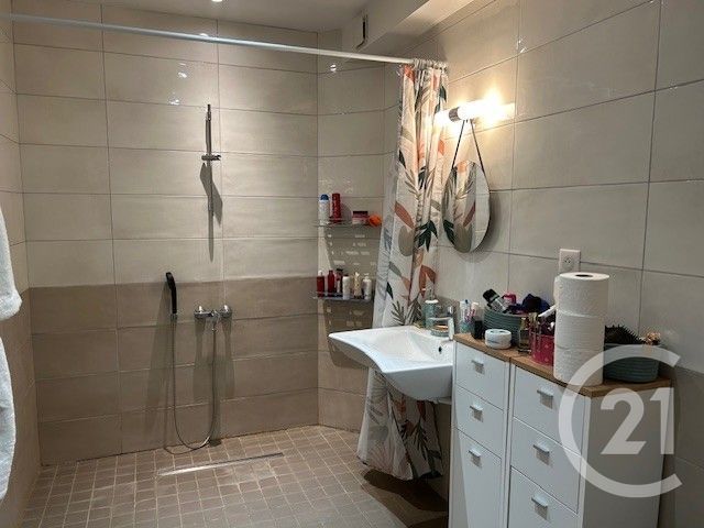 Appartement à louer - 2 pièces - 45.75 m2 - NEMOURS - 77 - ILE-DE-FRANCE - Century 21 Agence Babut