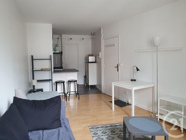 Appartement Studio à louer - 1 pièce - 28.4 m2 - AVON - 77 - ILE-DE-FRANCE - Century 21 Agence Babut