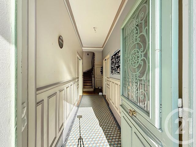 maison à vendre - 11 pièces - 257.51 m2 - FONTAINEBLEAU - 77 - ILE-DE-FRANCE - Century 21 Agence Babut