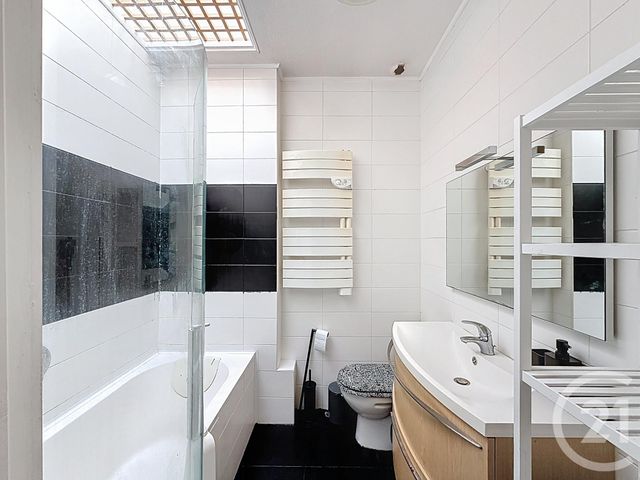 maison à vendre - 11 pièces - 257.51 m2 - FONTAINEBLEAU - 77 - ILE-DE-FRANCE - Century 21 Agence Babut