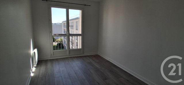 Appartement F2 à louer - 2 pièces - 50.77 m2 - AVON - 77 - ILE-DE-FRANCE - Century 21 Agence Babut