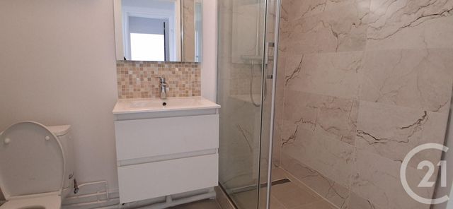 Appartement F2 à louer - 2 pièces - 50.77 m2 - AVON - 77 - ILE-DE-FRANCE - Century 21 Agence Babut