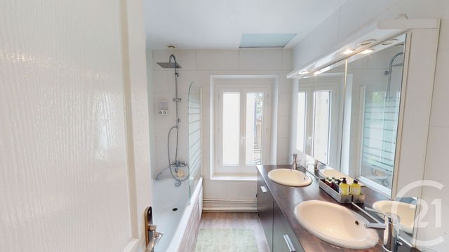 maison à louer - 3 pièces - 68.41 m2 - FONTAINEBLEAU - 77 - ILE-DE-FRANCE - Century 21 Agence Babut