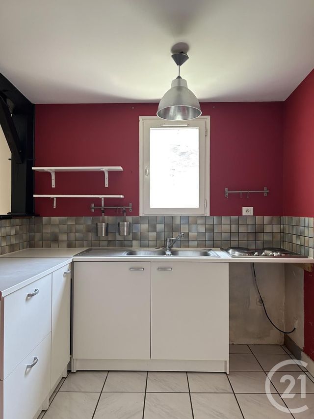 Appartement à louer - 2 pièces - 36.44 m2 - FONTAINEBLEAU - 77 - ILE-DE-FRANCE - Century 21 Agence Babut