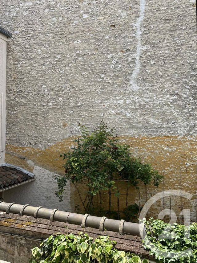 Appartement à louer - 2 pièces - 36.44 m2 - FONTAINEBLEAU - 77 - ILE-DE-FRANCE - Century 21 Agence Babut