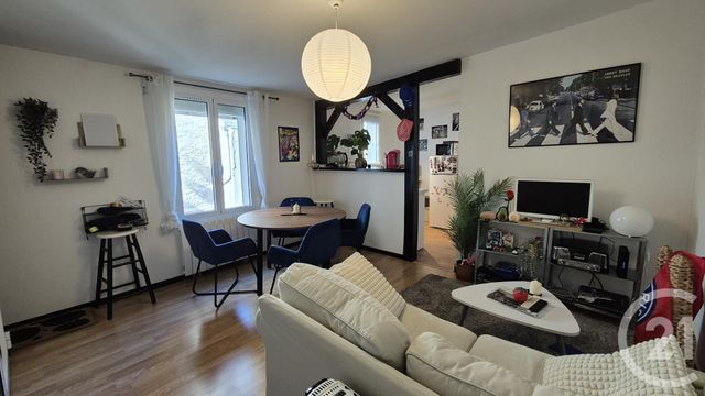 Appartement 2 pièces à louer - 2 pièces - 36.44 m2 - FONTAINEBLEAU - 77 - ILE-DE-FRANCE - Century 21 Agence Babut