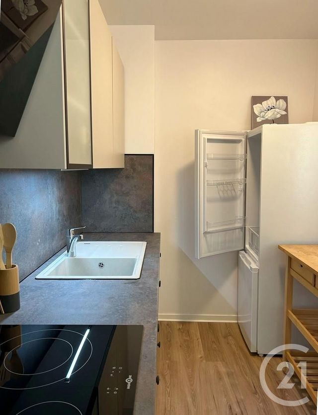 Appartement à louer - 2 pièces - 45.13 m2 - AVON - 77 - ILE-DE-FRANCE - Century 21 Agence Babut