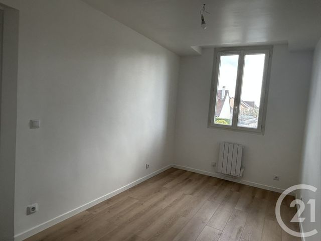 Appartement F2 à louer - 2 pièces - 40.77 m2 - VAUX LE PENIL - 77 - ILE-DE-FRANCE - Century 21 Agence Babut