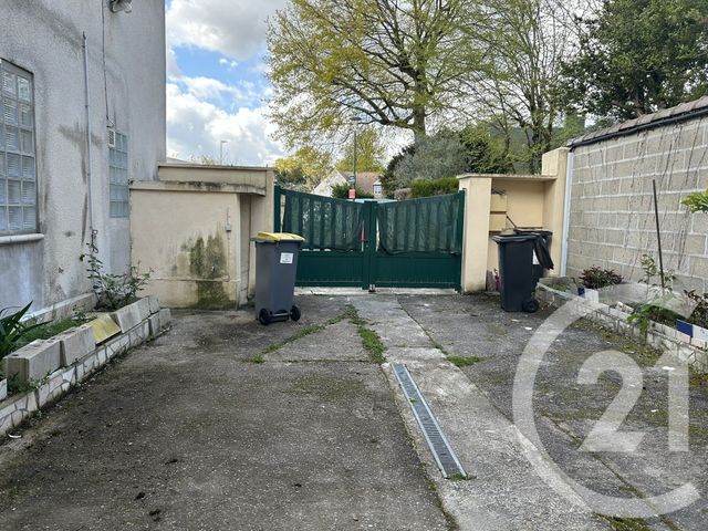 Appartement F2 à louer - 2 pièces - 40.77 m2 - VAUX LE PENIL - 77 - ILE-DE-FRANCE - Century 21 Agence Babut