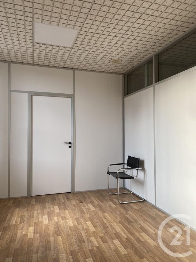 entreprise à louer - 14.5 m2 - BOURRON MARLOTTE - 77 - ILE-DE-FRANCE - Century 21 Agence Babut