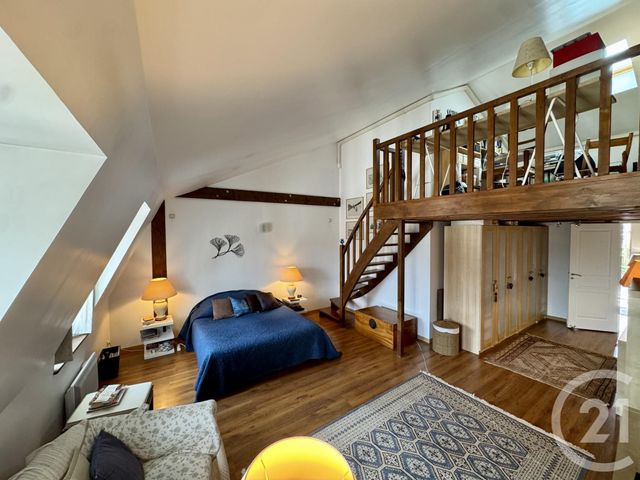 Appartement Duplex à vendre - 8 pièces - 184.0 m2 - FONTAINEBLEAU - 77 - ILE-DE-FRANCE - Century 21 Agence Babut