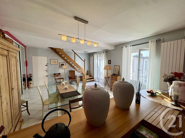 Appartement Duplex à vendre - 8 pièces - 184.0 m2 - FONTAINEBLEAU - 77 - ILE-DE-FRANCE - Century 21 Agence Babut