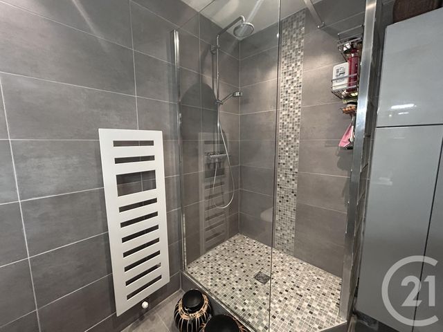 Appartement Duplex à vendre - 8 pièces - 184.0 m2 - FONTAINEBLEAU - 77 - ILE-DE-FRANCE - Century 21 Agence Babut