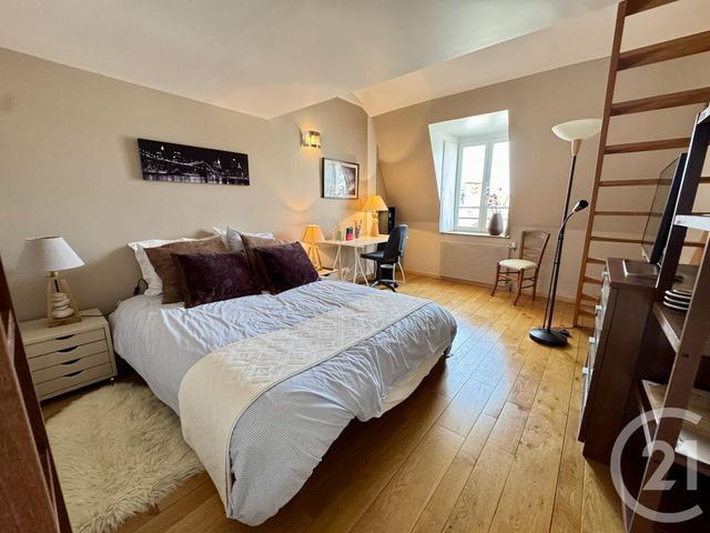 Appartement Duplex à vendre - 8 pièces - 184.0 m2 - FONTAINEBLEAU - 77 - ILE-DE-FRANCE - Century 21 Agence Babut