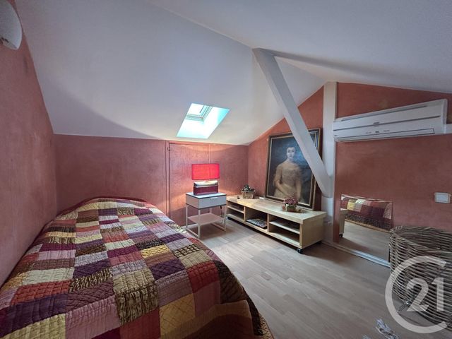 Appartement Duplex à vendre - 8 pièces - 184.0 m2 - FONTAINEBLEAU - 77 - ILE-DE-FRANCE - Century 21 Agence Babut