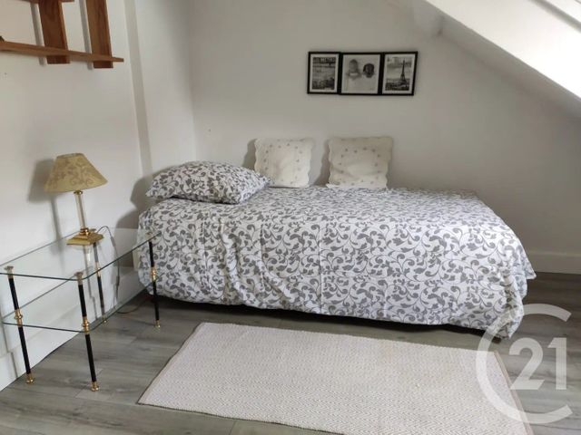 Appartement F5 à louer - 5 pièces - 112.29 m2 - FONTAINEBLEAU - 77 - ILE-DE-FRANCE - Century 21 Agence Babut