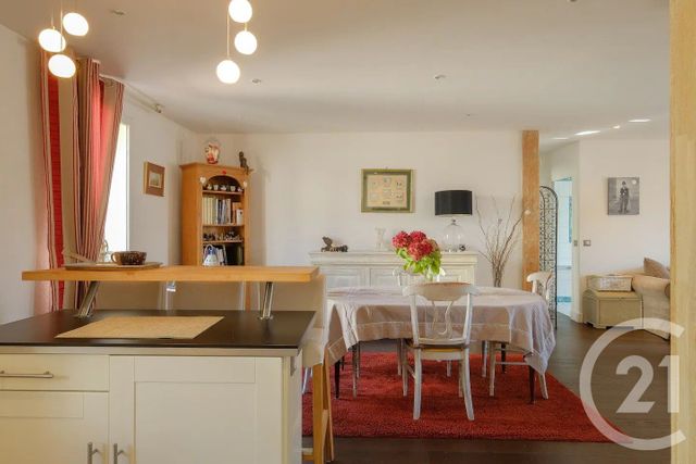 Appartement F5 à louer - 5 pièces - 112.29 m2 - FONTAINEBLEAU - 77 - ILE-DE-FRANCE - Century 21 Agence Babut