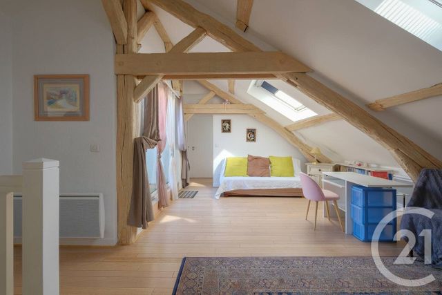 Appartement F5 à louer - 5 pièces - 112.29 m2 - FONTAINEBLEAU - 77 - ILE-DE-FRANCE - Century 21 Agence Babut