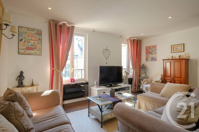 Appartement F5 à louer - 5 pièces - 112.29 m2 - FONTAINEBLEAU - 77 - ILE-DE-FRANCE - Century 21 Agence Babut