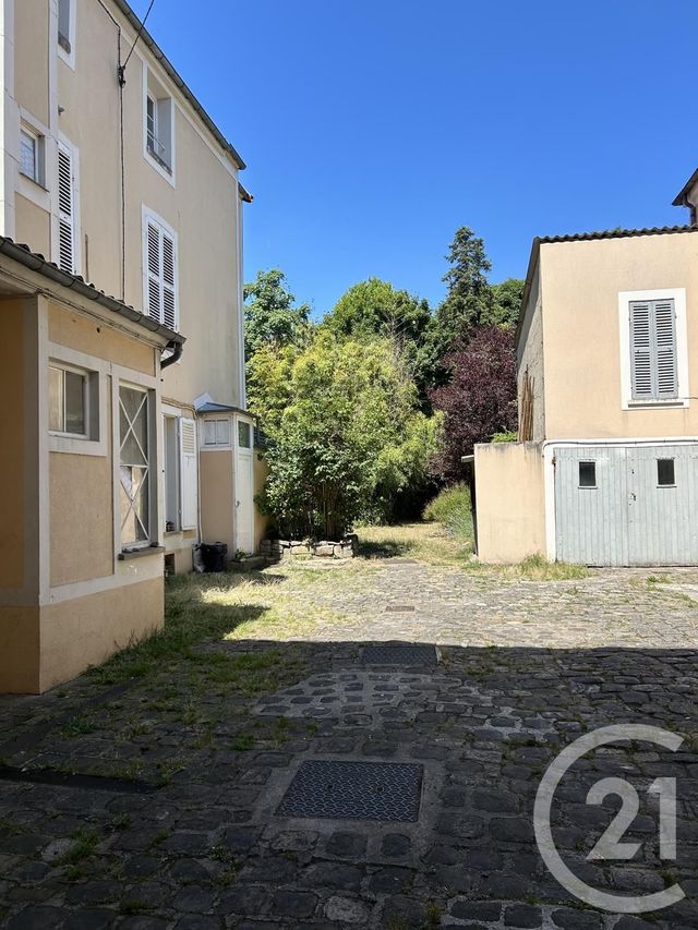 Appartement à louer - 2 pièces - 37.22 m2 - FONTAINEBLEAU - 77 - ILE-DE-FRANCE - Century 21 Agence Babut