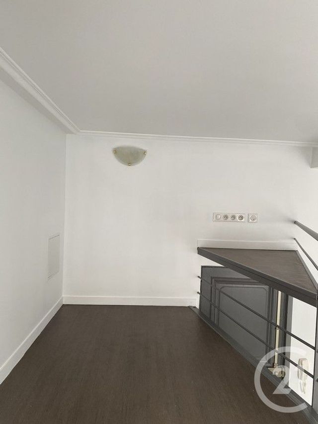 Appartement Studio à louer - 1 pièce - 16.01 m2 - FONTAINEBLEAU - 77 - ILE-DE-FRANCE - Century 21 Agence Babut