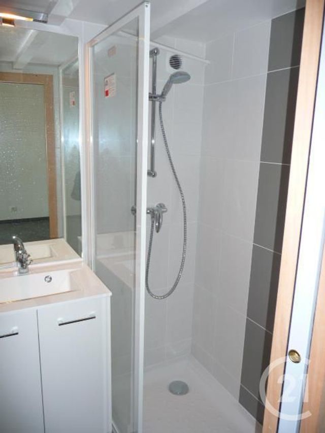 Appartement Studio à louer - 1 pièce - 16.01 m2 - FONTAINEBLEAU - 77 - ILE-DE-FRANCE - Century 21 Agence Babut