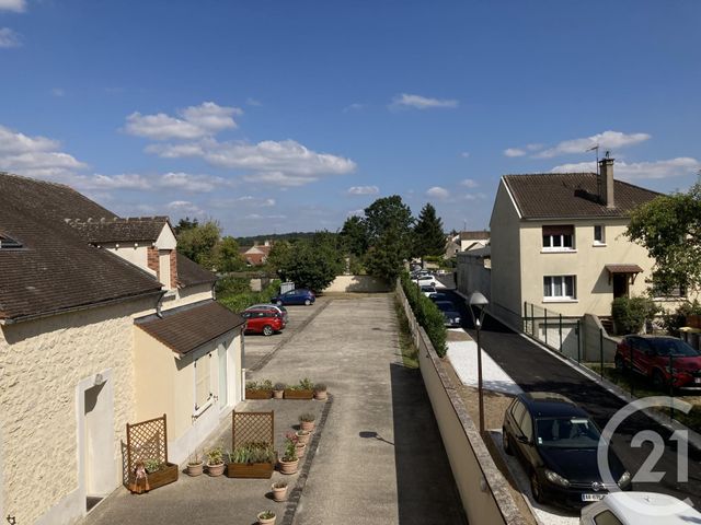 Appartement à louer - 3 pièces - 42.45 m2 - AVON - 77 - ILE-DE-FRANCE - Century 21 Agence Babut