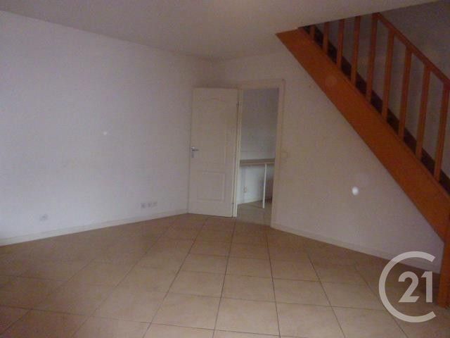 Appartement F3 à louer - 3 pièces - 54.11 m2 - VAUX LE PENIL - 77 - ILE-DE-FRANCE - Century 21 Agence Babut