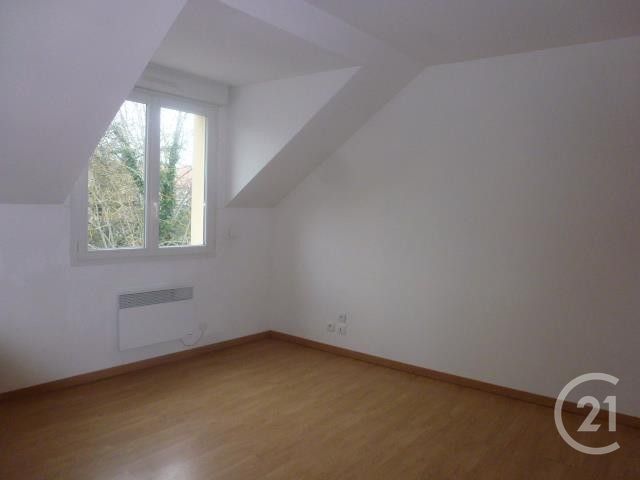 Appartement F3 à louer - 3 pièces - 54.11 m2 - VAUX LE PENIL - 77 - ILE-DE-FRANCE - Century 21 Agence Babut