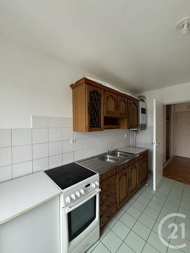 Appartement F2 à louer - 2 pièces - 54.93 m2 - AVON - 77 - ILE-DE-FRANCE - Century 21 Agence Babut