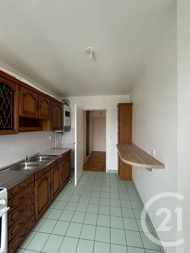 Appartement F2 à louer - 2 pièces - 54.93 m2 - AVON - 77 - ILE-DE-FRANCE - Century 21 Agence Babut