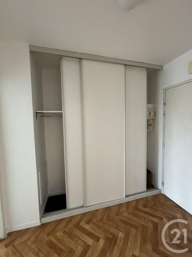 Appartement F2 à louer - 2 pièces - 54.93 m2 - AVON - 77 - ILE-DE-FRANCE - Century 21 Agence Babut