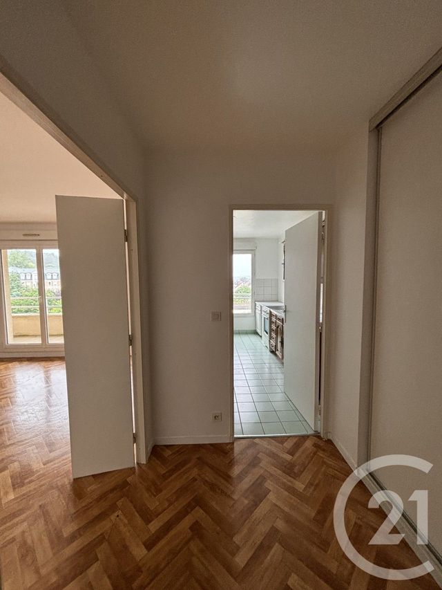 Appartement F2 à louer - 2 pièces - 54.93 m2 - AVON - 77 - ILE-DE-FRANCE - Century 21 Agence Babut