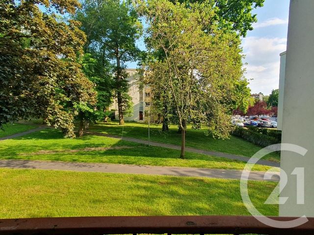 Appartement à louer - 3 pièces - 59.3 m2 - AVON - 77 - ILE-DE-FRANCE - Century 21 Agence Babut