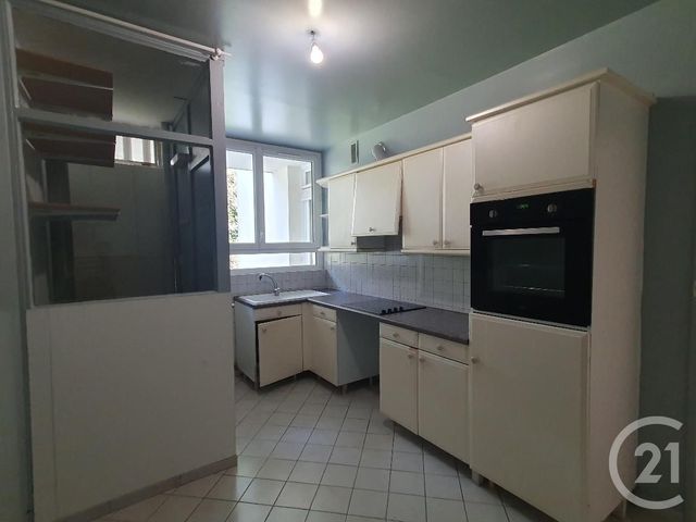 Appartement à louer - 3 pièces - 59.3 m2 - AVON - 77 - ILE-DE-FRANCE - Century 21 Agence Babut